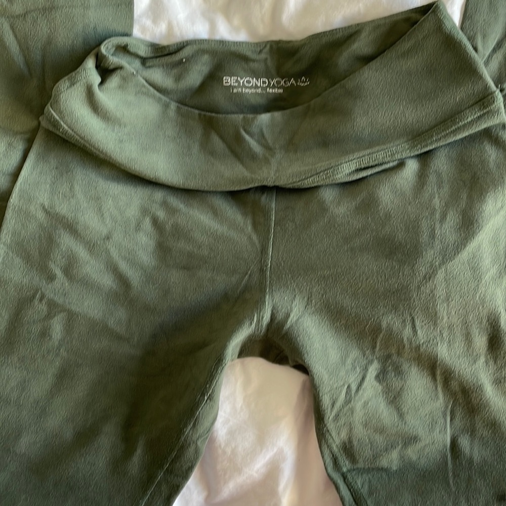 Beyond Yoga super soft leggings